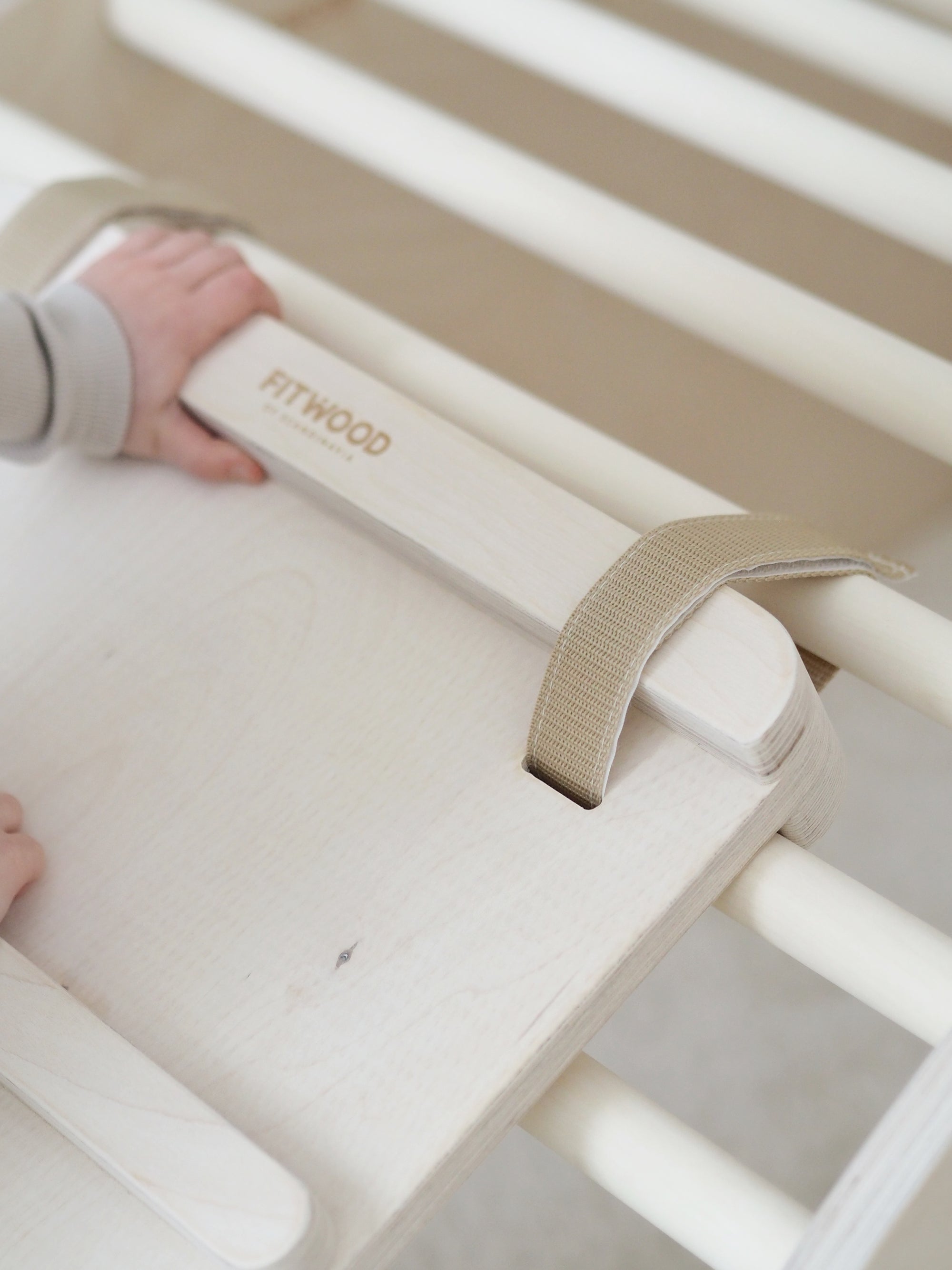 TUOHI II Rutschrampe | weiß