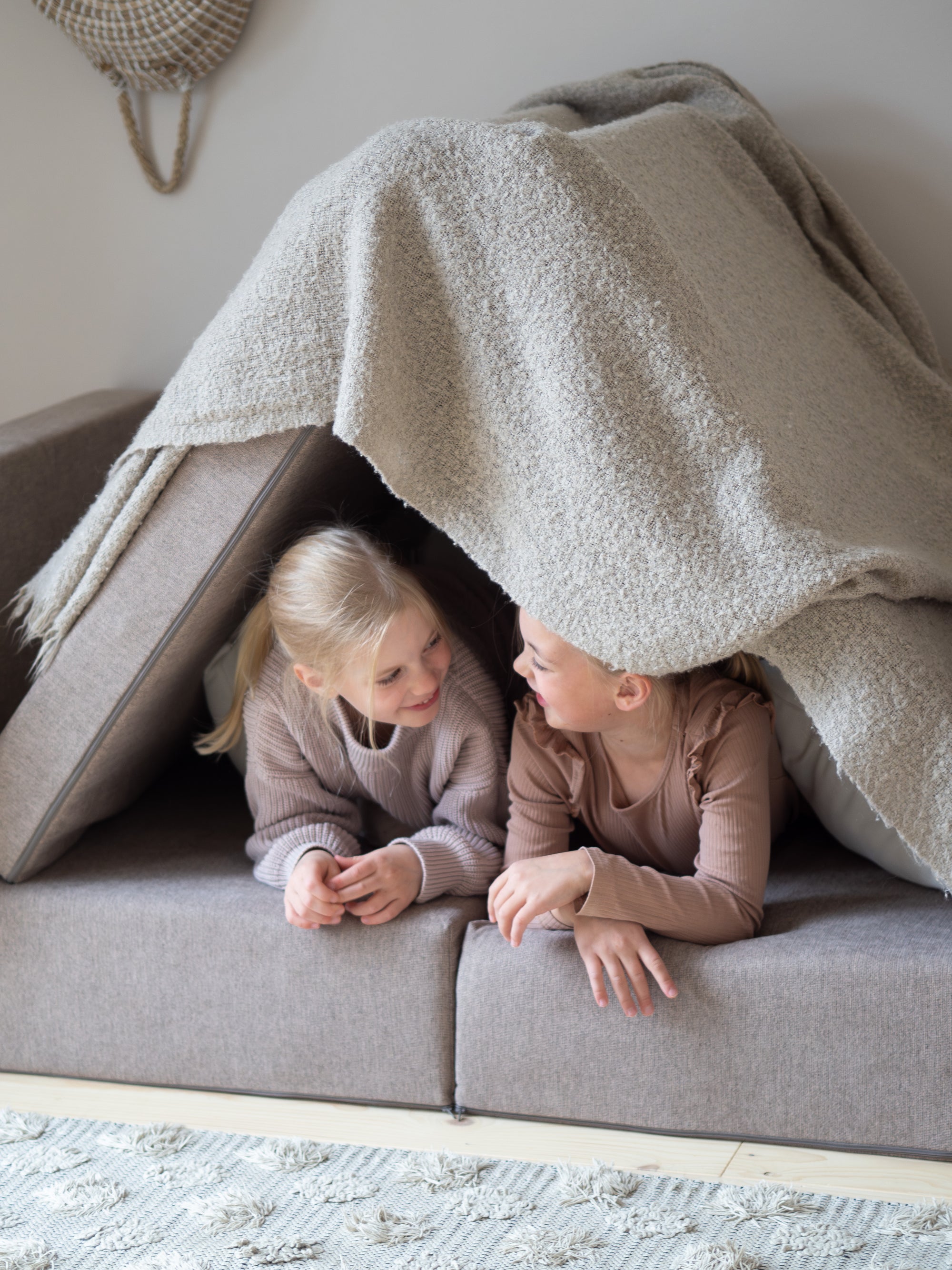 KINOS divano da gioco con struttura per divano LAAVU