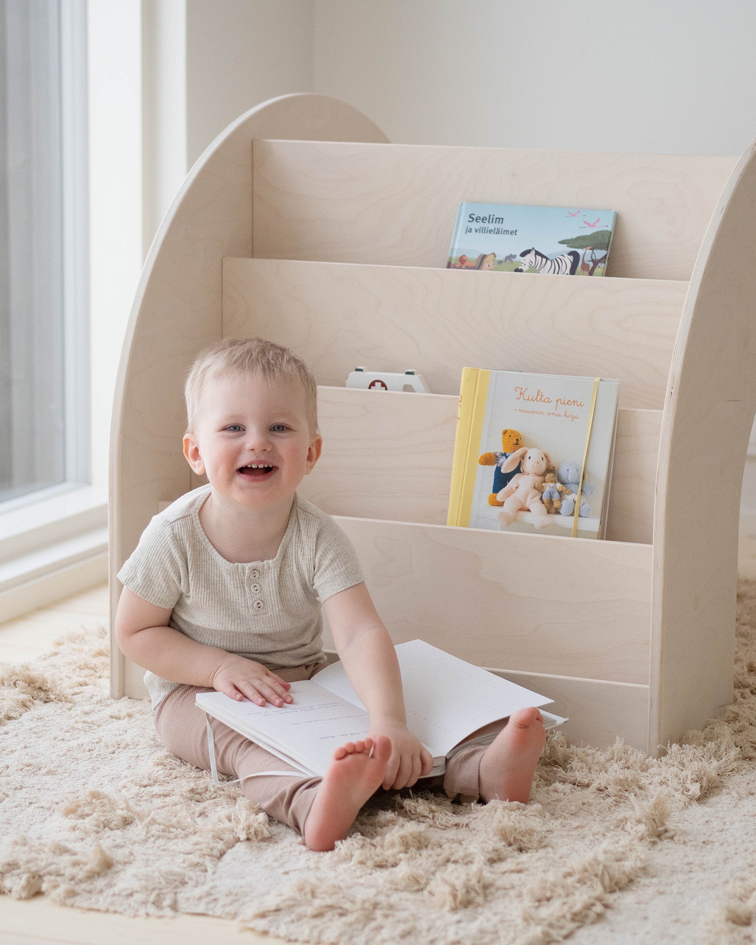 KUMPU Montessori bookshelf | white