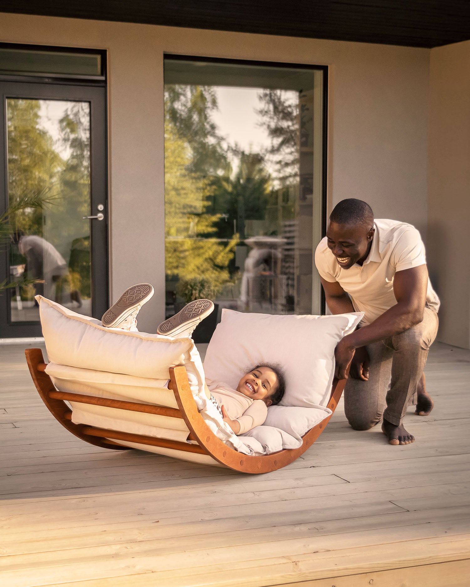 LAAKSO outdoor lounger | brown