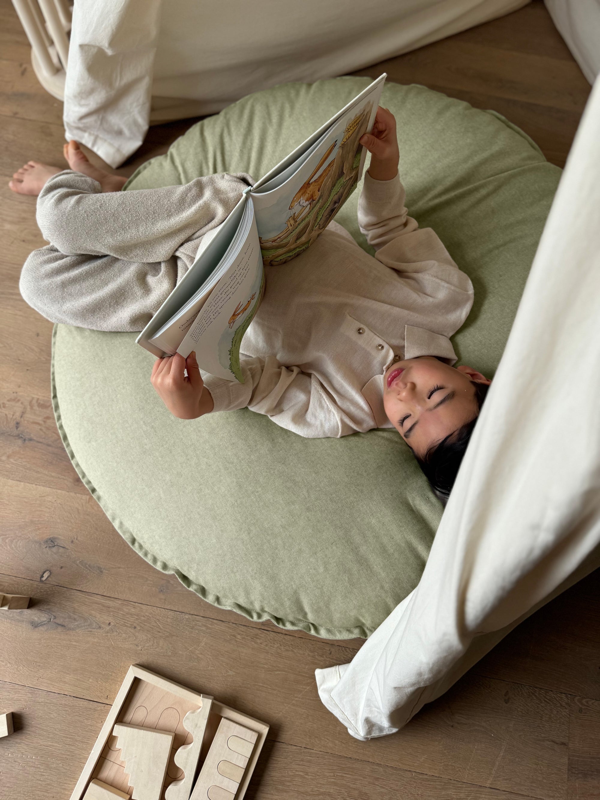 LEMPI cojín de suelo | salvia